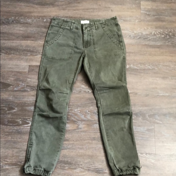 Aritzia Cargo Pants - Picture 6 of 7